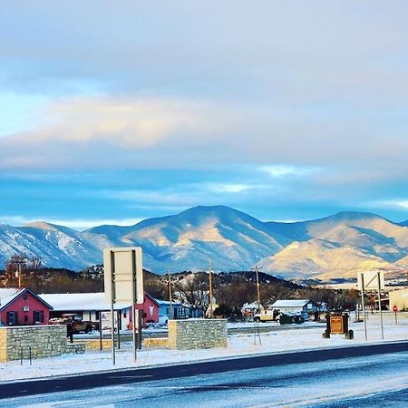 Hikers Cimarron Inn & Rv Park エクステリア 写真