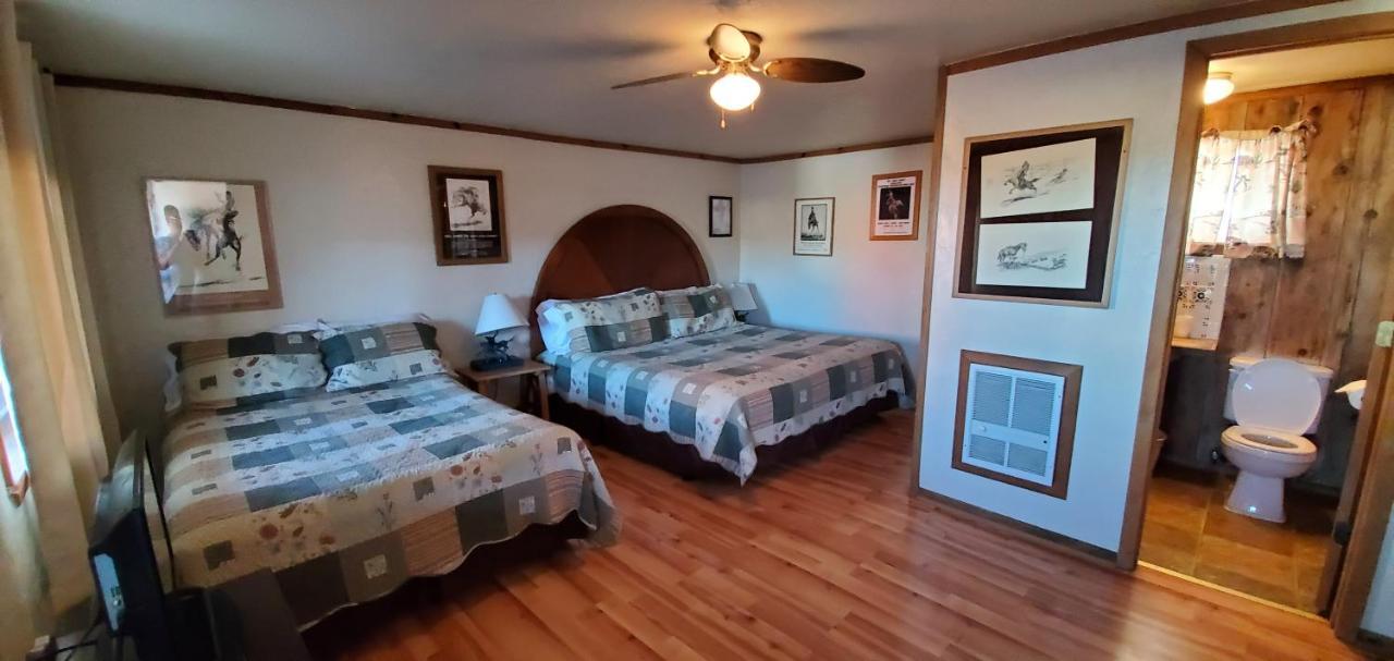 Hikers Cimarron Inn & Rv Park エクステリア 写真