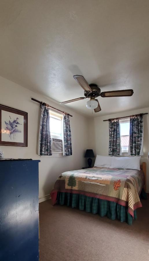 Hikers Cimarron Inn & Rv Park エクステリア 写真