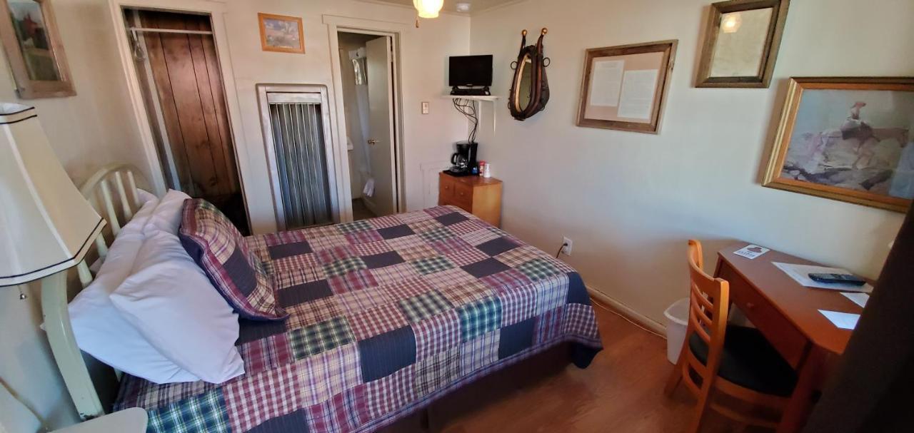 Hikers Cimarron Inn & Rv Park エクステリア 写真